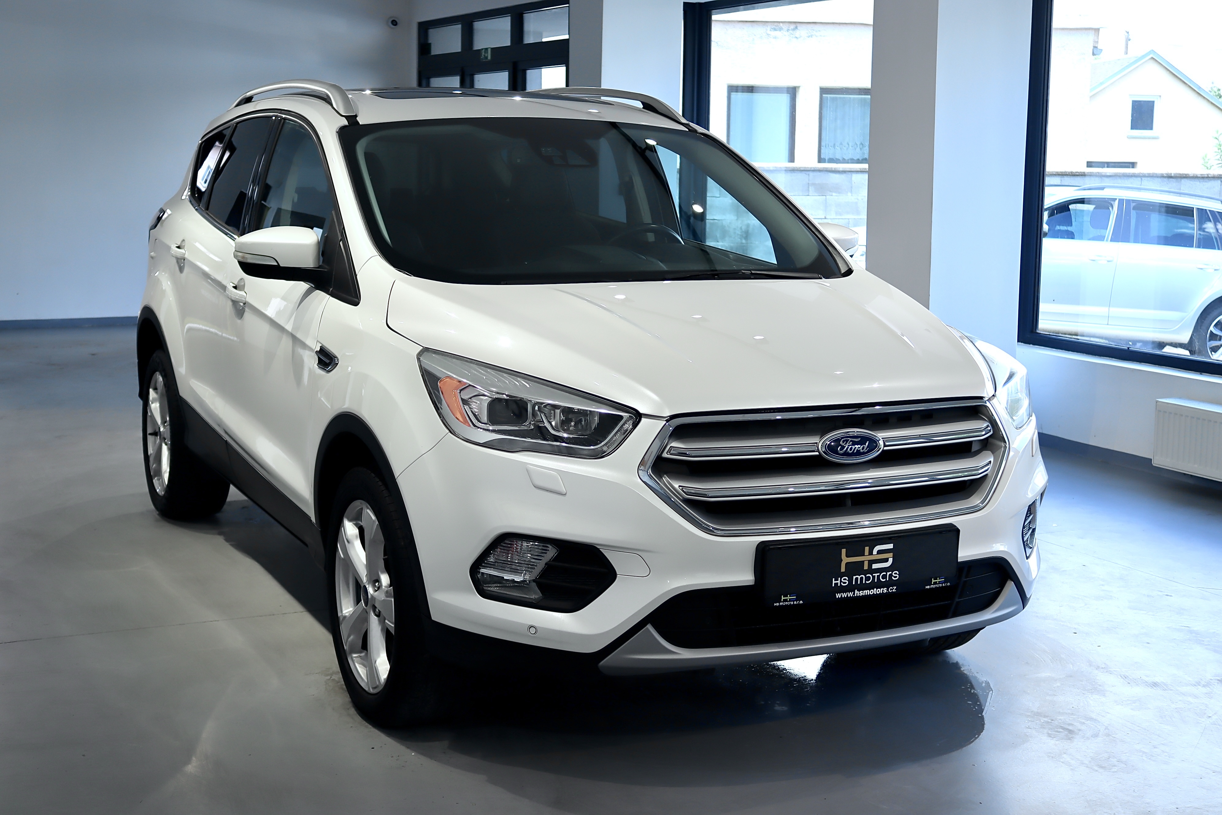 Ford Kuga 2.0TDCi 110kW Powershift AWD Titanium